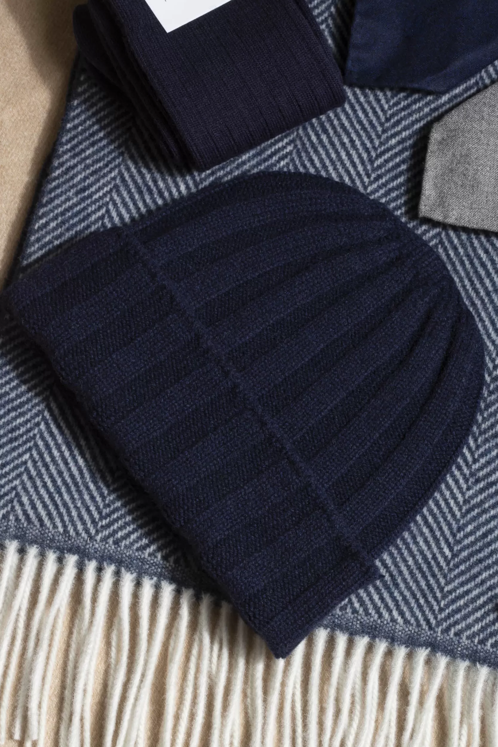Outlet Pini Parma Berretto In Maglia A Coste Di Cashmere - Made In Italy Blu