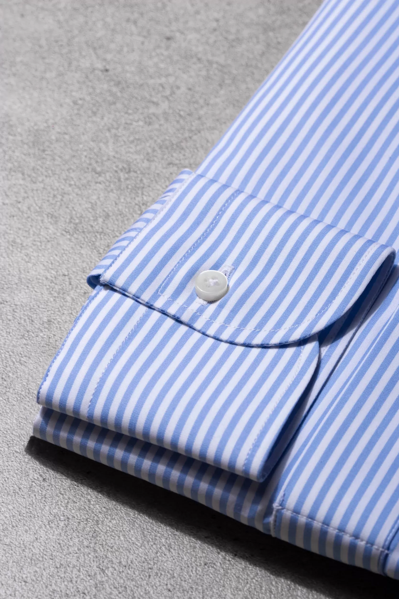 camicia_popover_a_righe_azzurre__made_in_italy_3.webp Cheap Pini Parma Camicia Popover A Righe Azzurre - Made In Italy