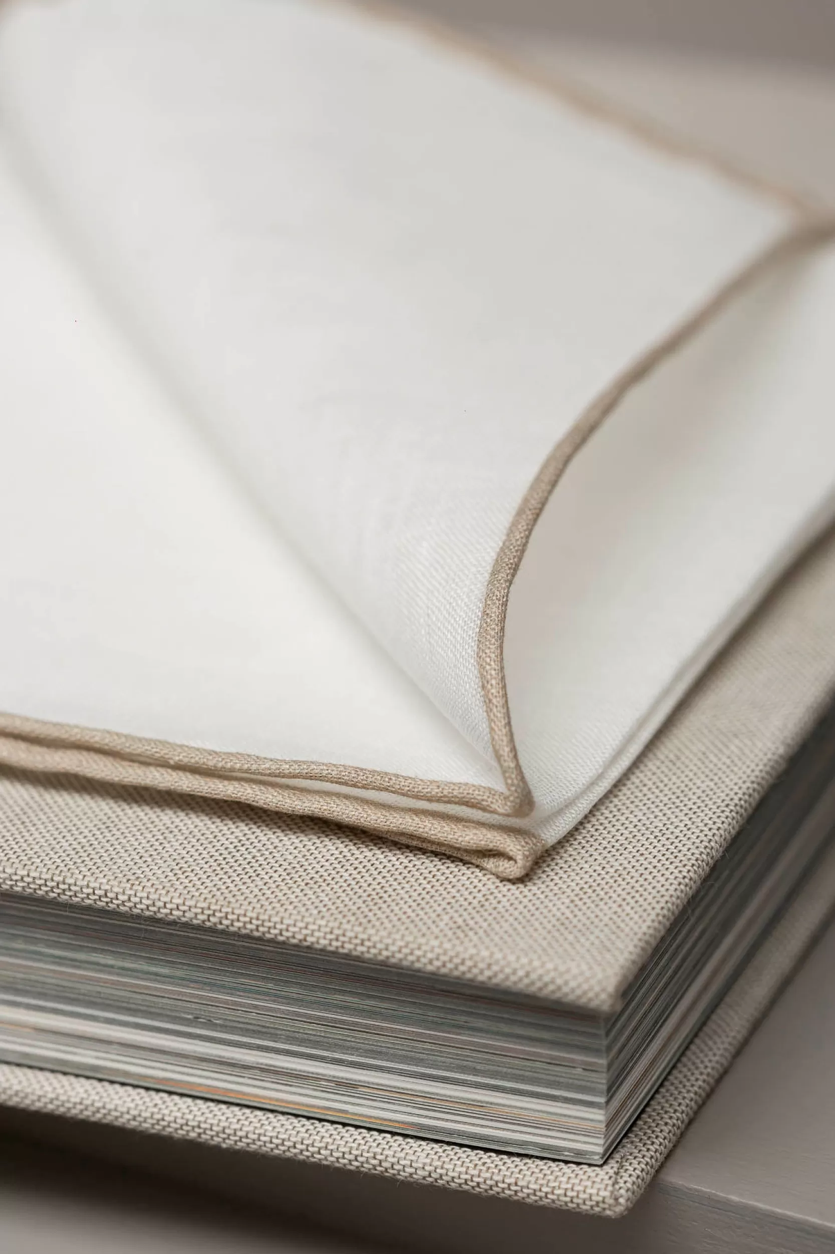 Best Sale Pini Parma Fazzoletti Da Taschino In Lino Bianco/ - Made In Italy Beige