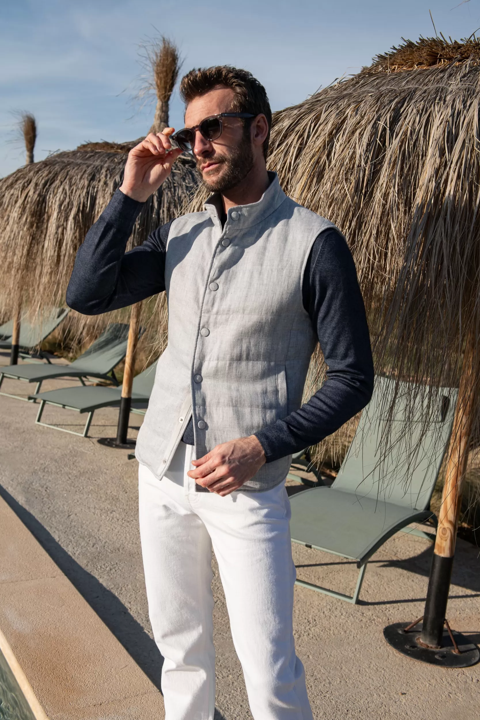 Shop Pini Parma Gilet In Lino Grigio Gesso – Made In Italy