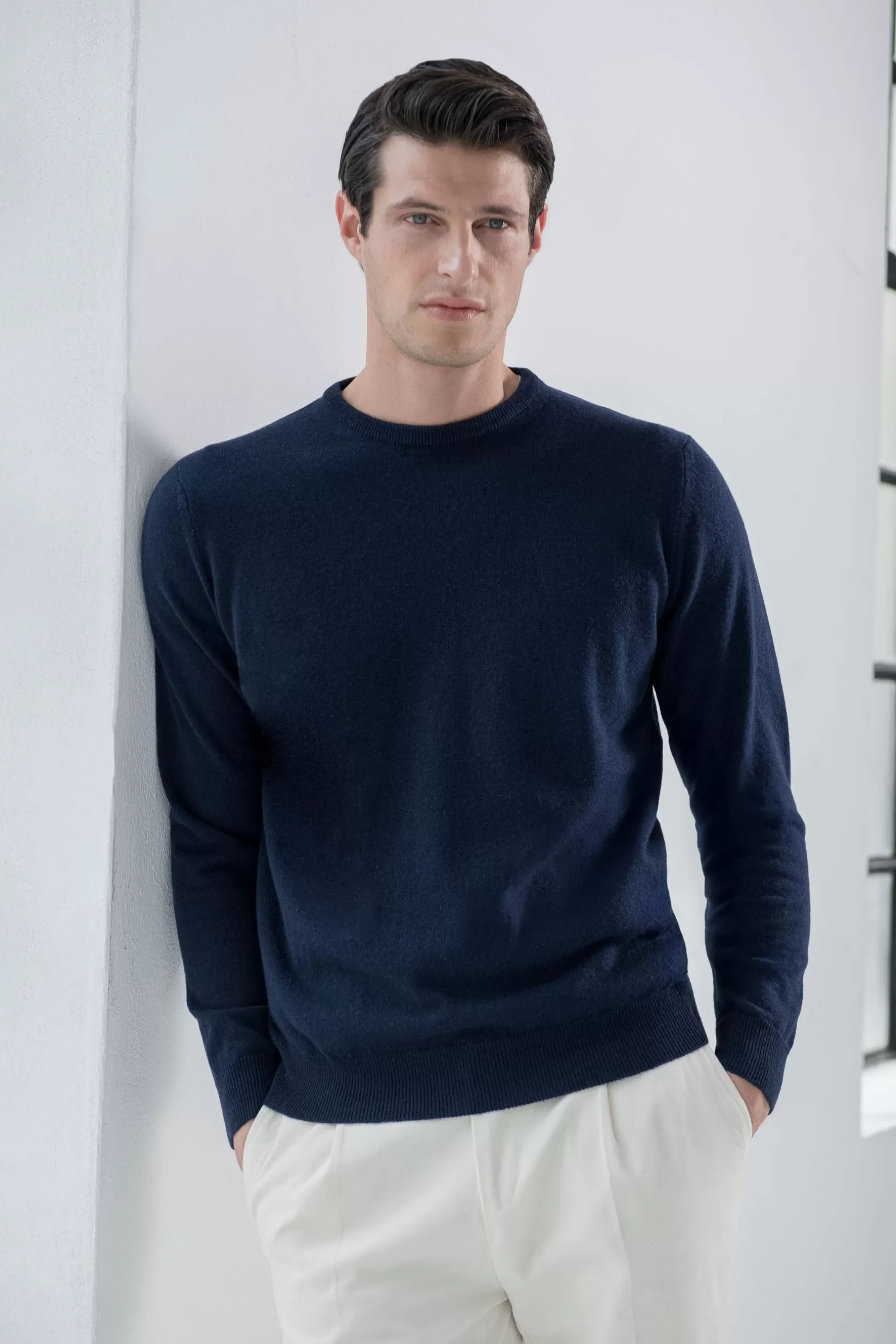 Shop Pini Parma Girocollo In Cashmere Blu – Made In Italy