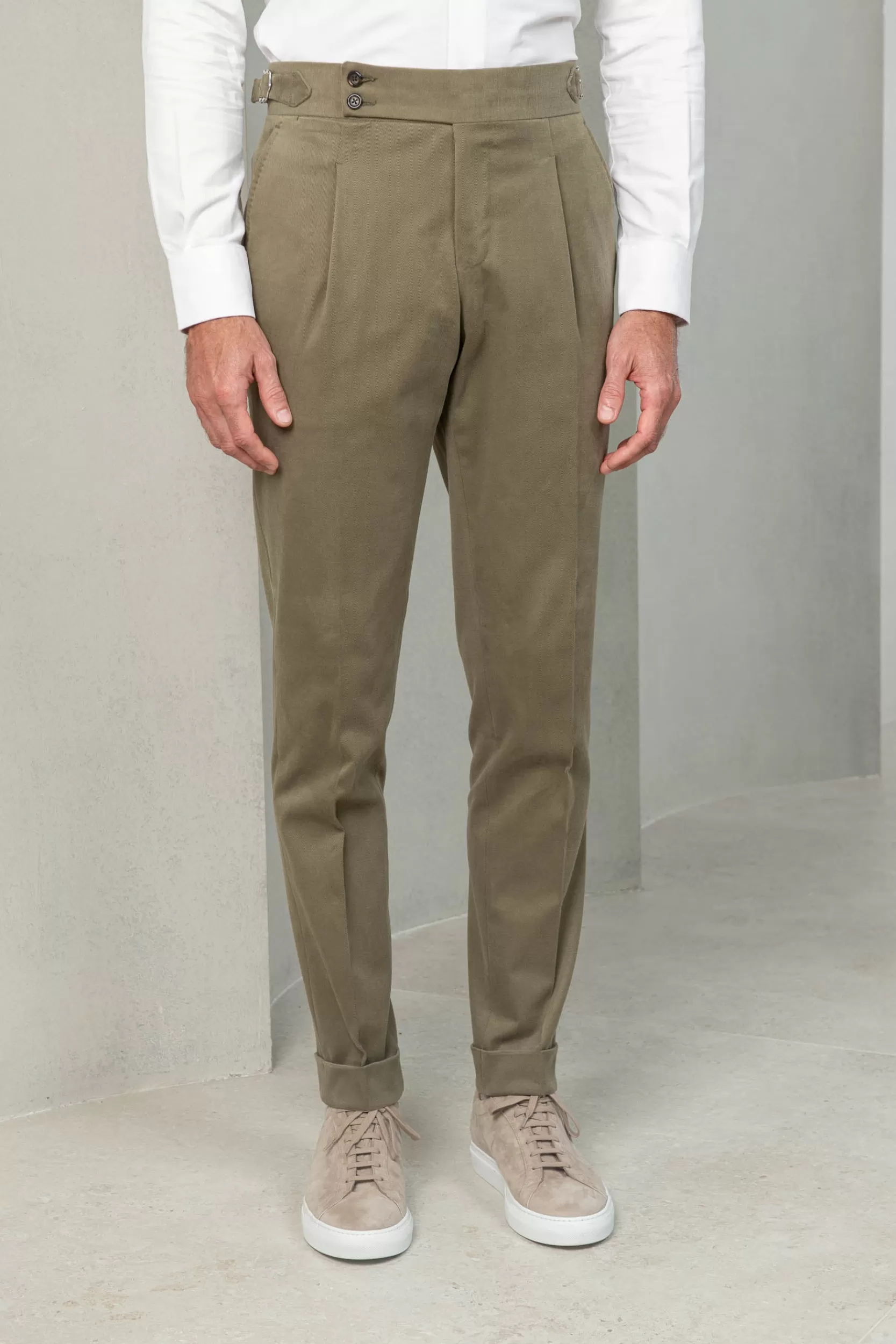 pantaloni_in_cotone_color_cachi__soragna_capsule_collection__made_in_italy_3.webp Store Pini Parma Pantaloni In Cotone Color Cachi " Soragna Capsule Collection" - Made In Italy