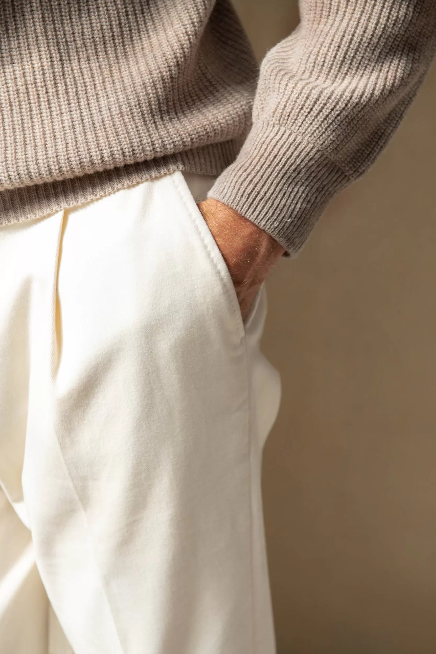 polo_in_misto_cashmere_a_coste_color_tortora__made_in_italy_3.webp Online Pini Parma Polo In Misto Cashmere A Coste Color Tortora – Made In Italy Talpa